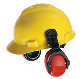 Capacete com Abafador.